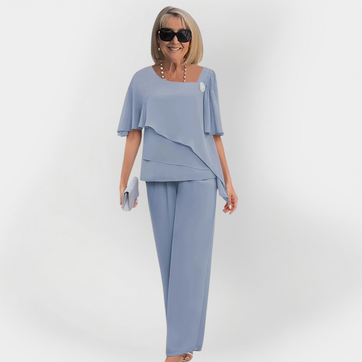Elegantni komplet bluze i hlača