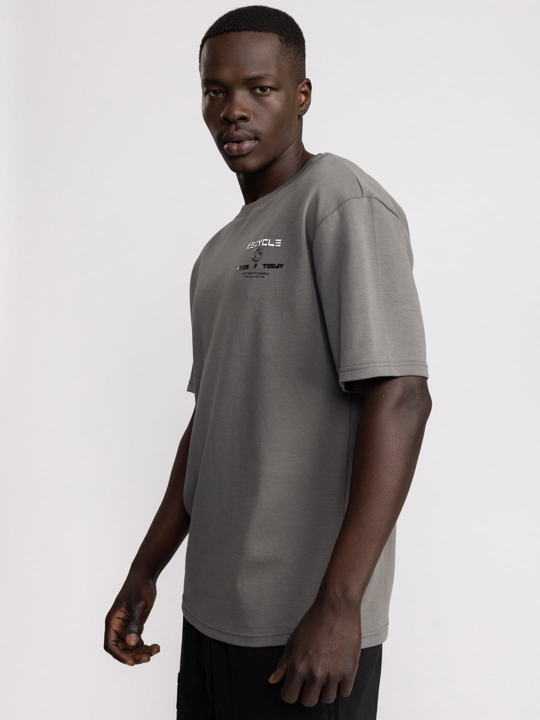 T-SHIRT OVER SIZE