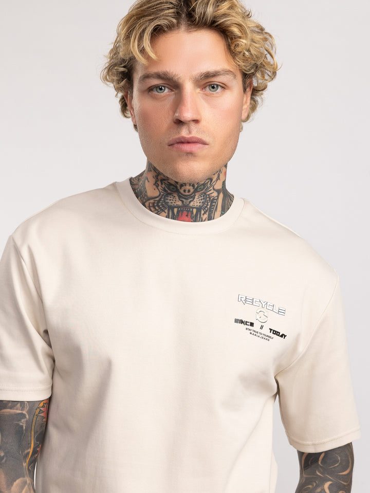 T-SHIRT OVER SIZE