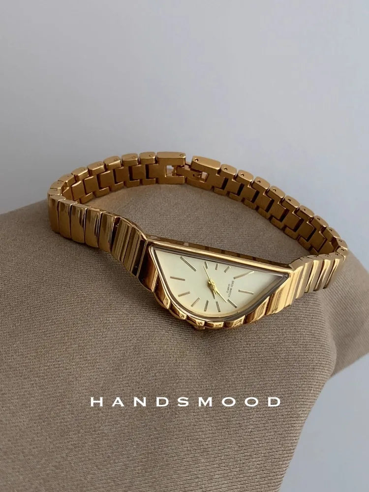 Handsmoon Dial Watch