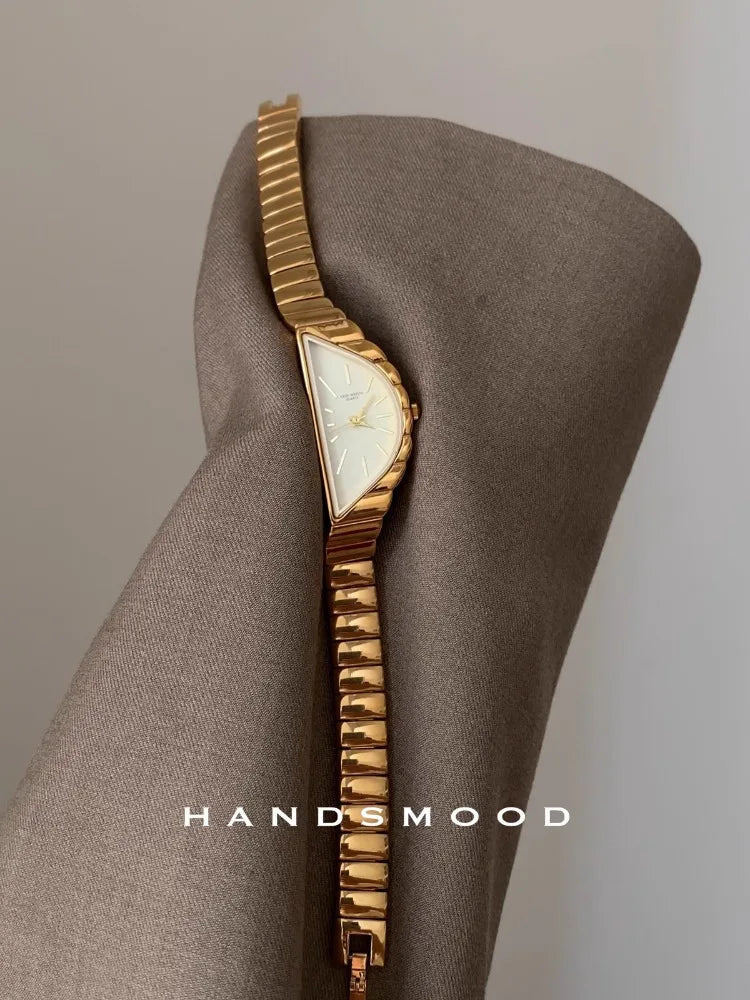 Handsmoon Dial Watch
