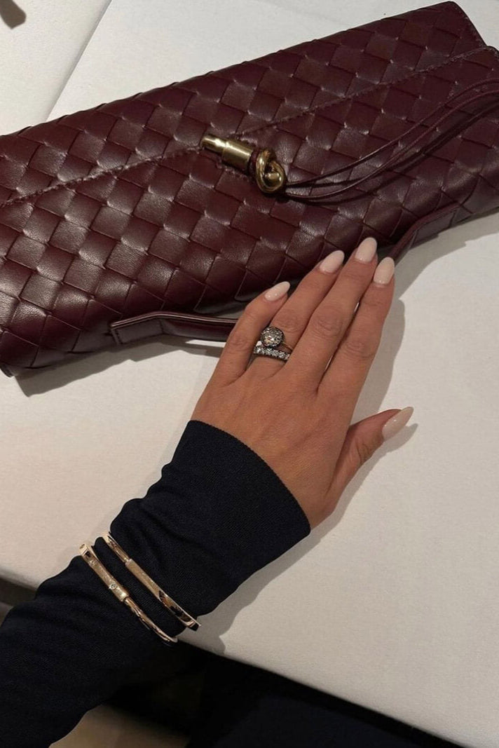 Clutch torbica Melanie s detaljem zlatnog čvora