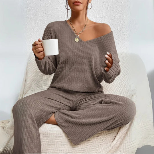 Vivienne Conjunto de dos Piezas con Top y Pantalones
